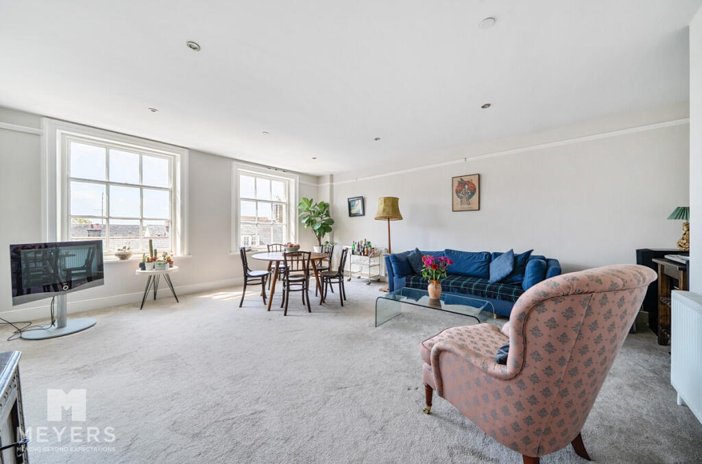 Main image of property: High West Street, Dorchester, DT1 1