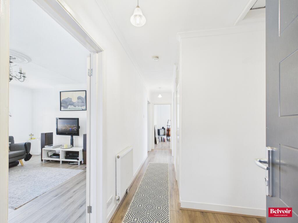 Apartment in Chelmsford - View 5