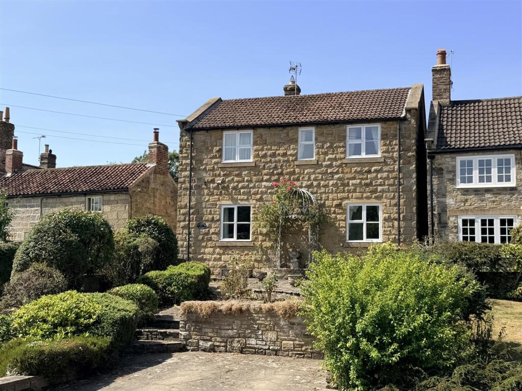 Main image of property: Kilburn, York