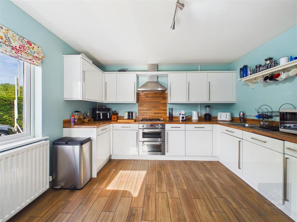House in Newcastle upon Tyne - View 5
