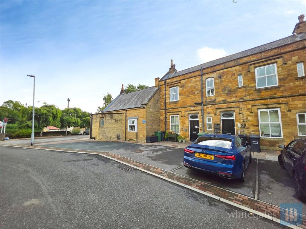 Apartment in Kirklees, West Yorkshire - View 5