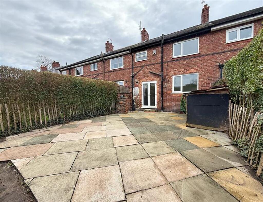 Greenbank Road, Sale, M33 photo 4