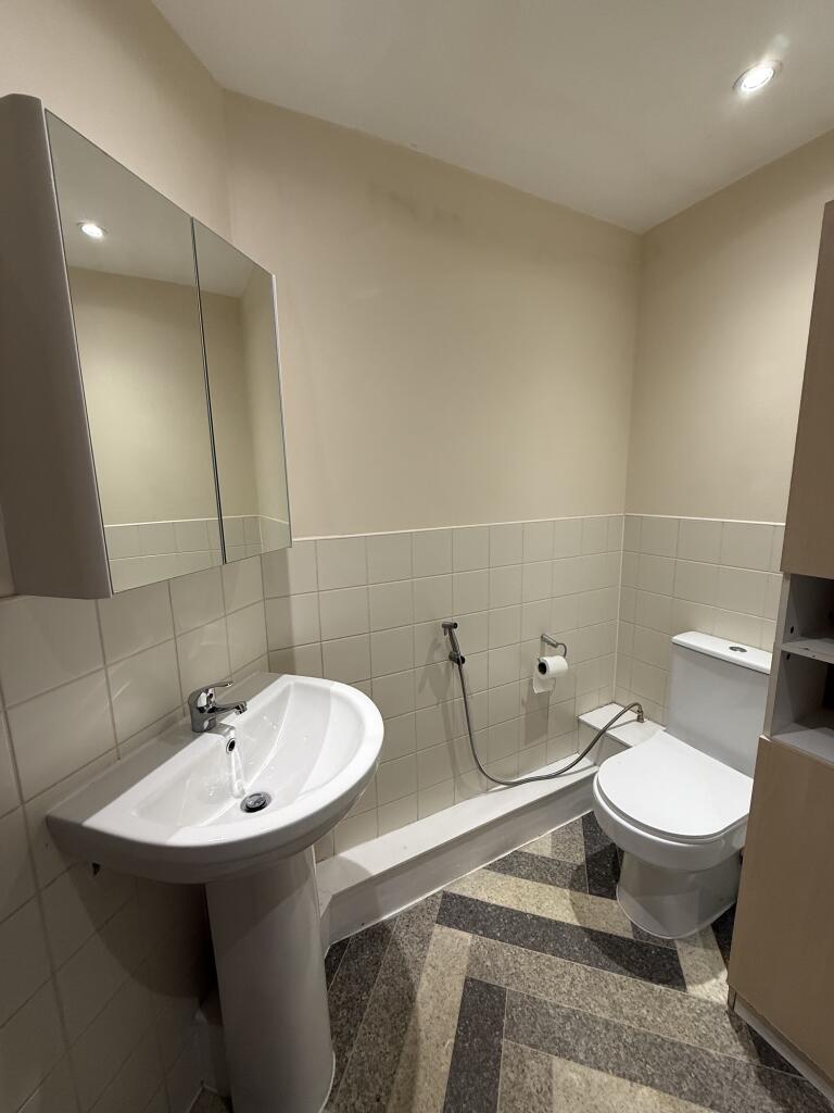 2 bedroom property for rent