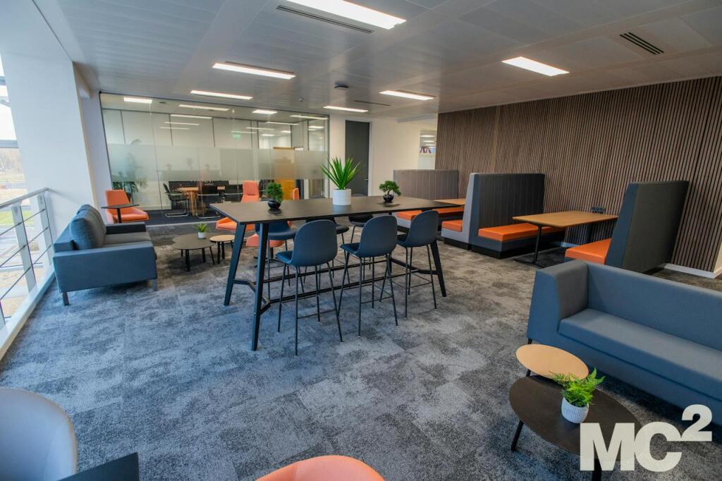 Duart Business Lounge 2.JPG