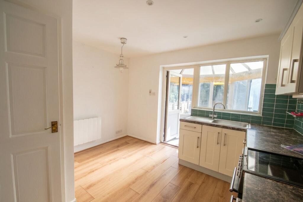 Almers Close, Houghton Conquest, MK45 photo 3