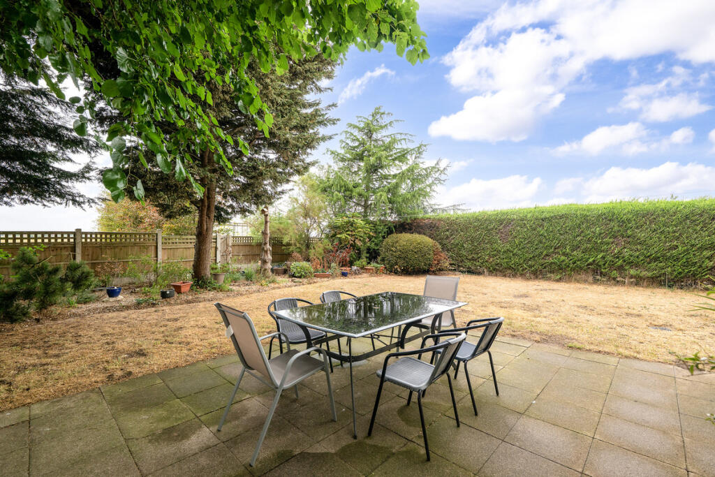 House in East Lindsey, Coningsby - View 5