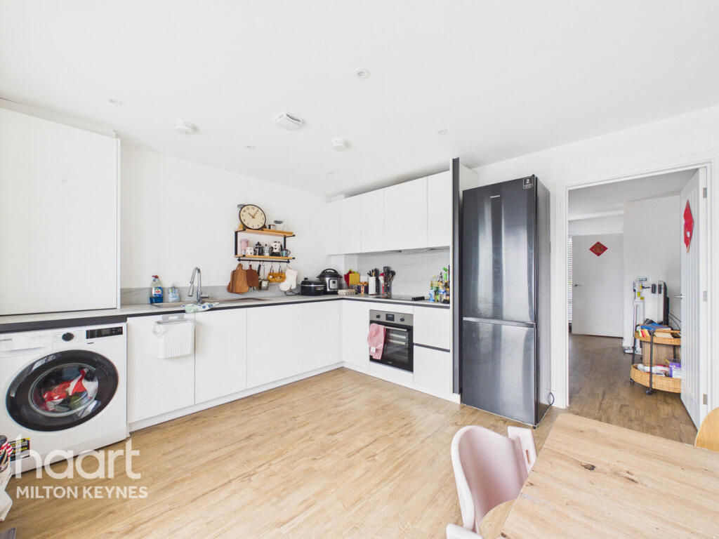 House in Milton Keynes, Shenley Brook End - View 5