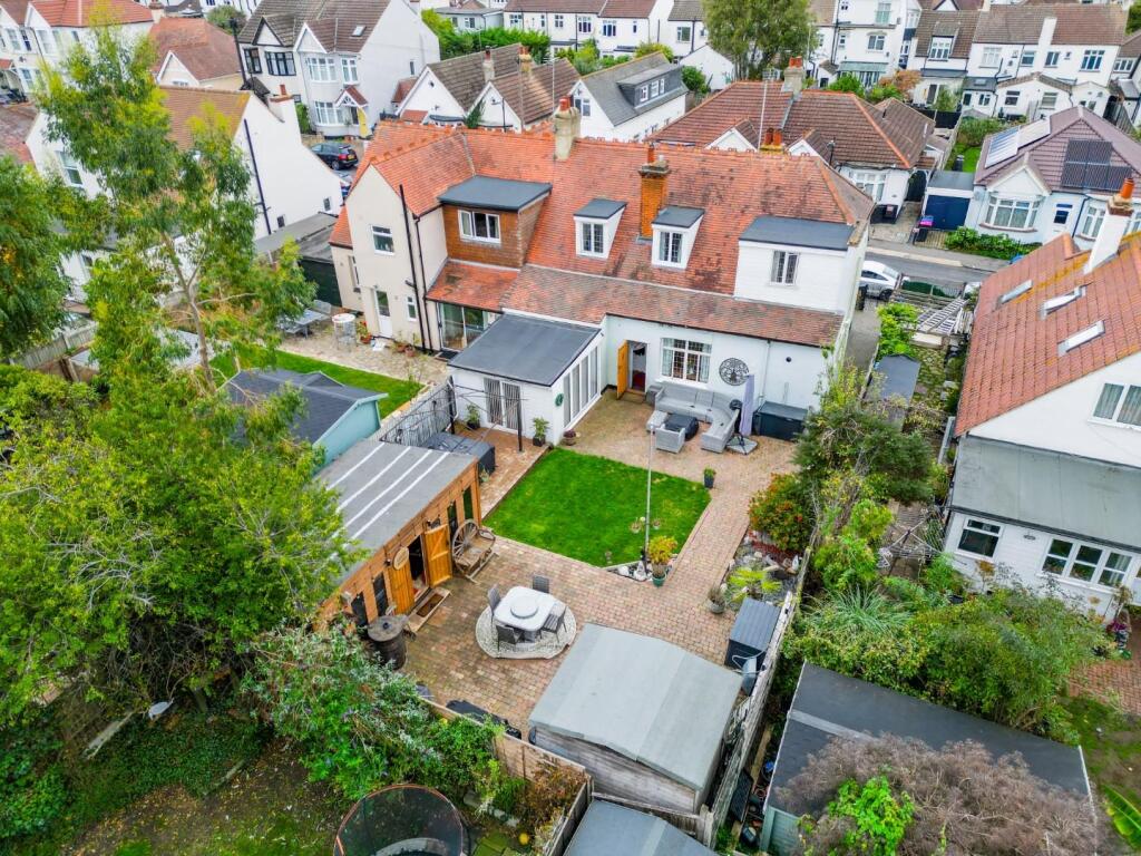 House in Southend-on-Sea, Essex - View 5