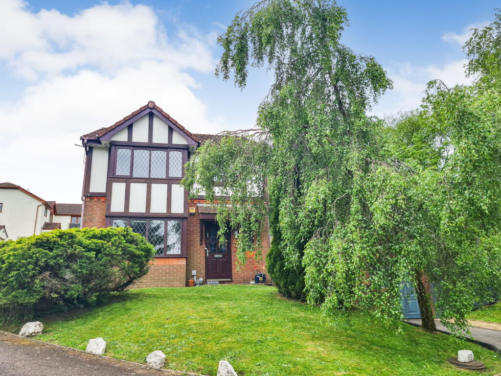 Main image of property: Ffordd Dryden, Killay, Swansea, SA2 7PD