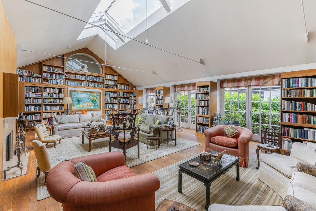 Main image of property: St Michaels Street, Paddington, London, W2