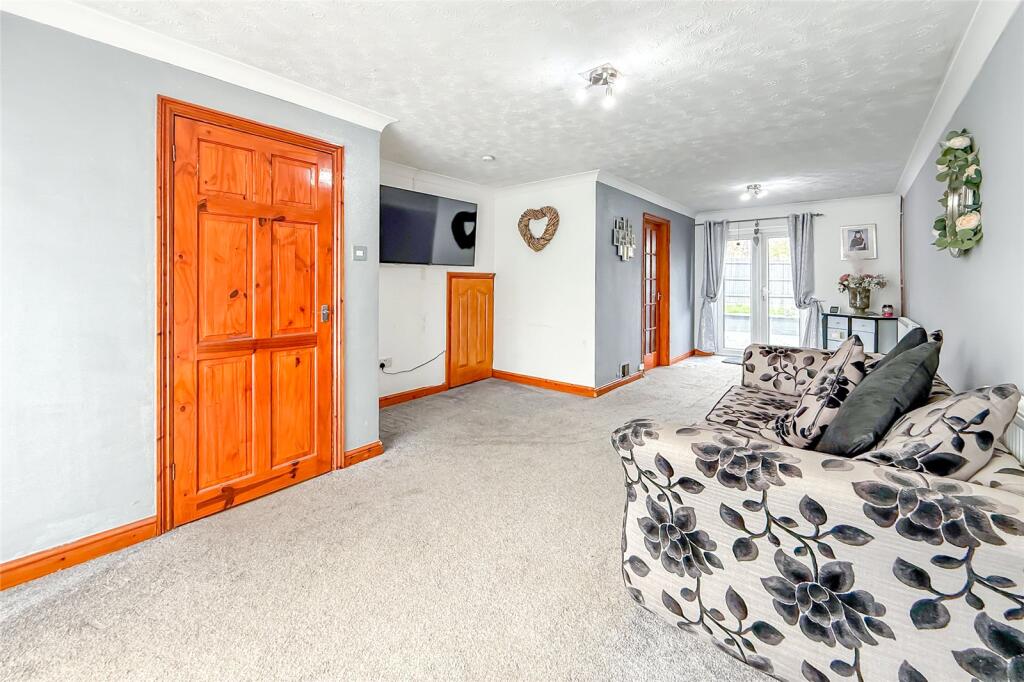 Main image of property: Elizabeth Court, St. Albans, Hertfordshire, AL4