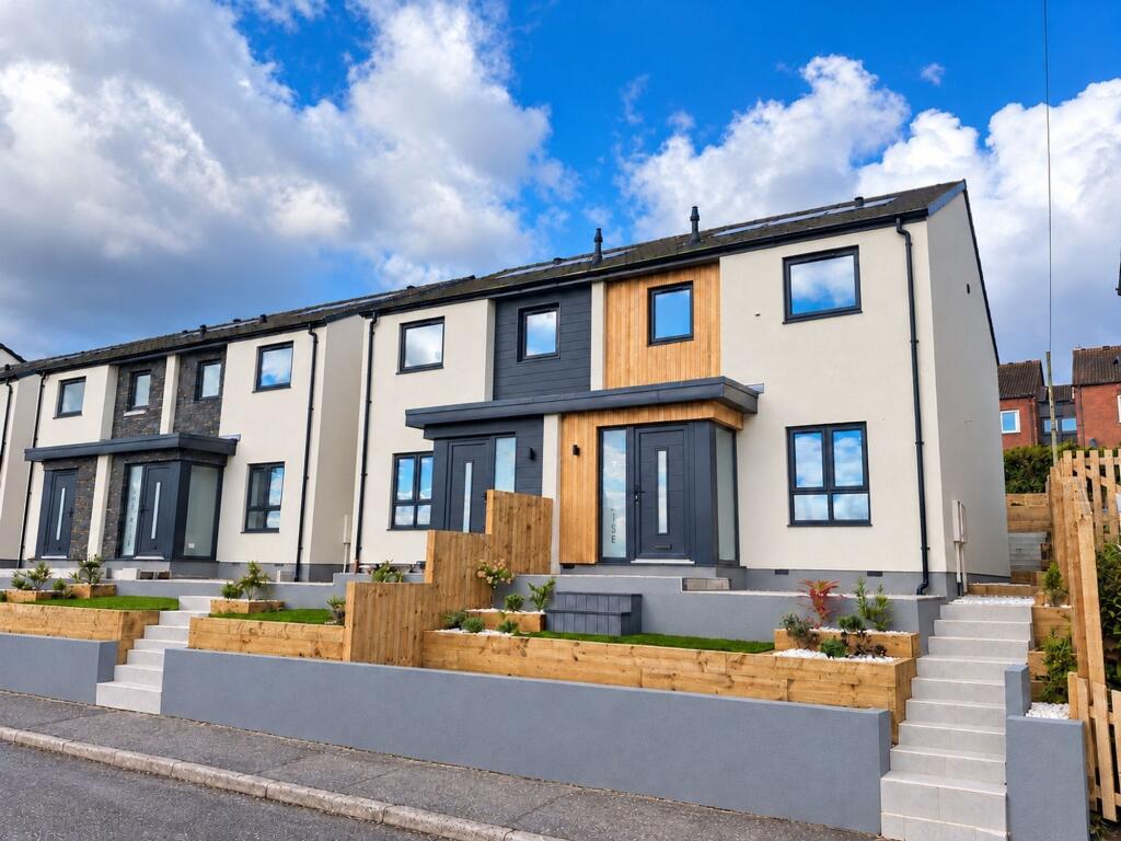 3-bed semi-detached on Hilltop Heights, Hill Top Road, CA28, £265,000