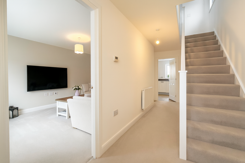Eider Avenue,  Broughton, PR3 photo 2