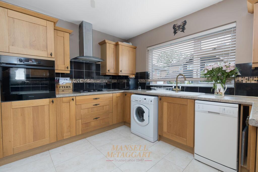 House in Redhill - View 4