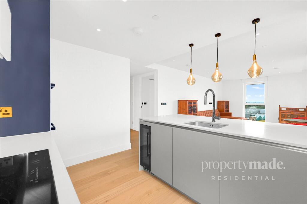 Apartment in London - View 5