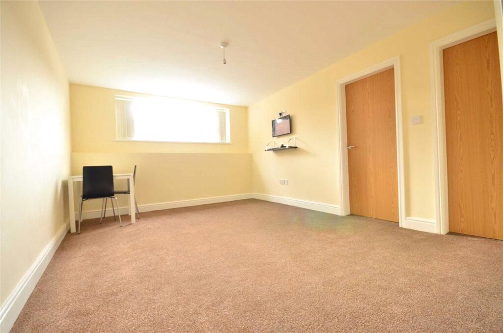 Apartment in Manchester, Greater Manchester - View 2