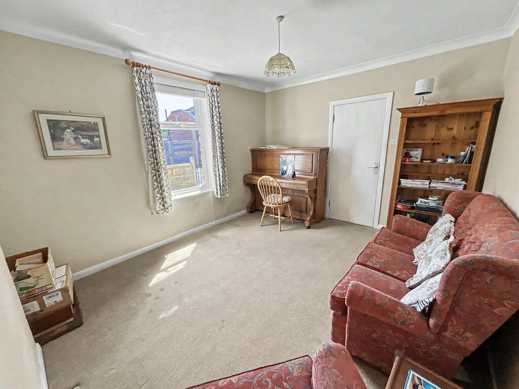 House in Christchurch, Bournemouth, Christchurch and Poole - View 5