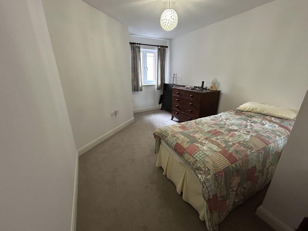 Apartment in Llandudno, Rhos-on-Sea - More