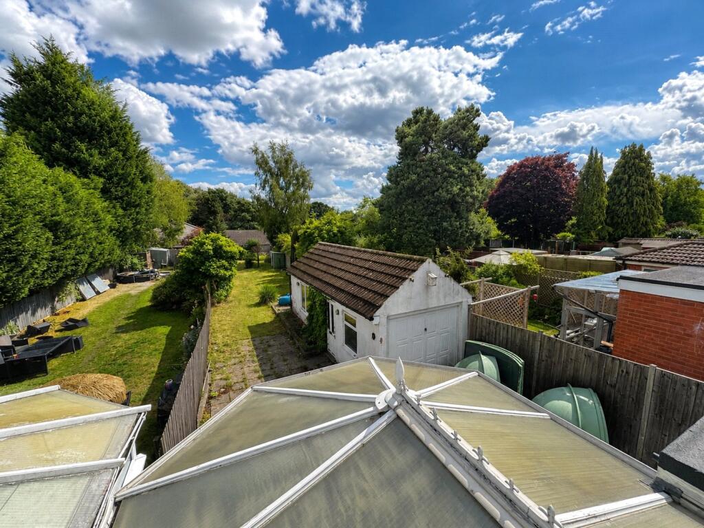 House in Solihull, Shirley - More