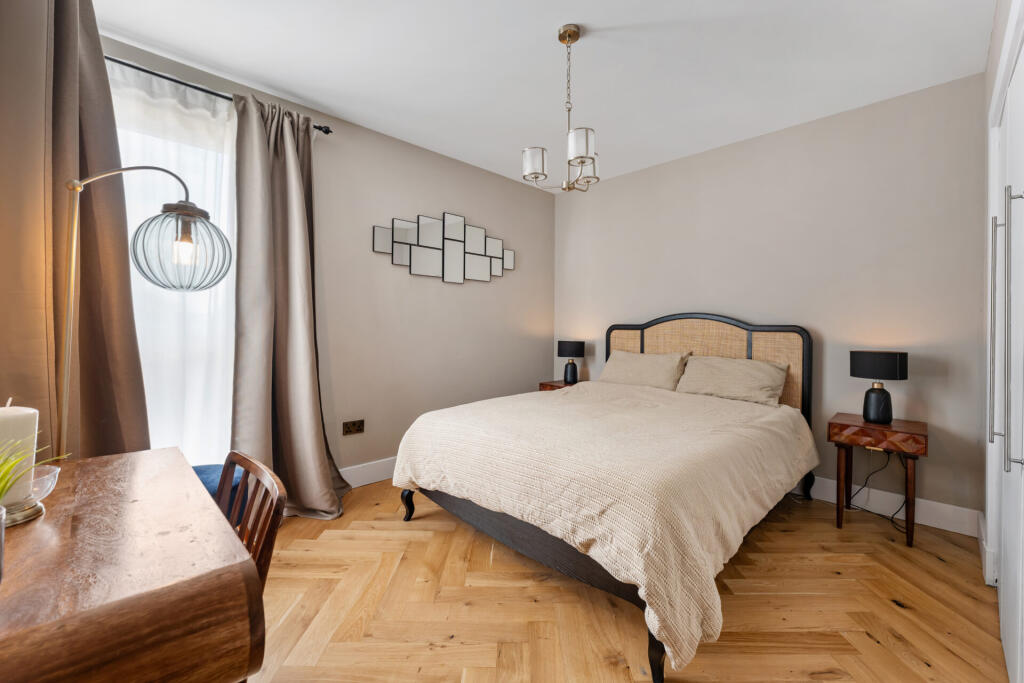 Apartment in Glasgow - View 4