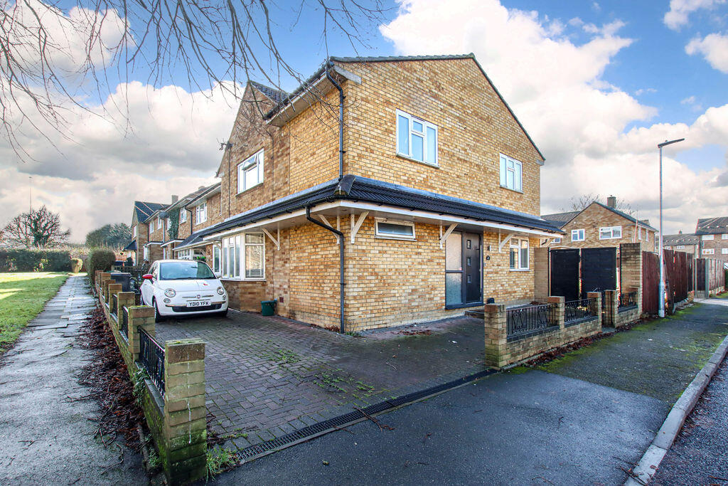 Main image of property: Farland Road, Hemel Hempstead