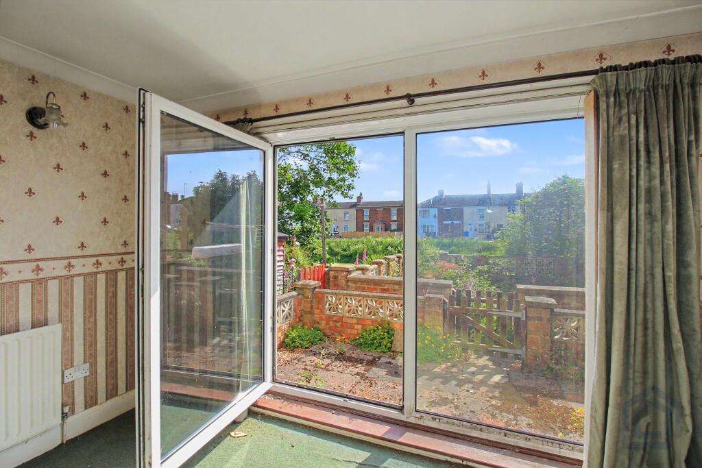 House in Boston - View 4