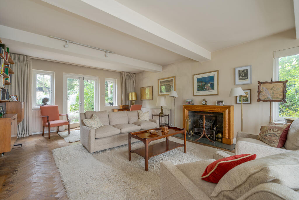 House in London - View 3