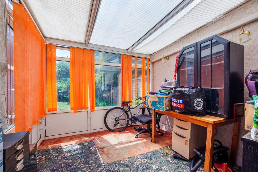 House in Sidcup, Halfway Street, Blackfen - View 5