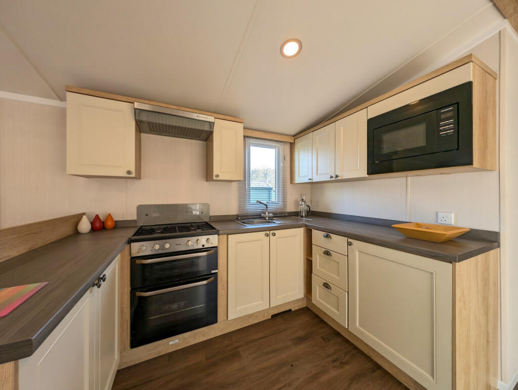 18 Lowther Holiday Park, Eamont Bridge, Penrith, CA10 2JB photo 5