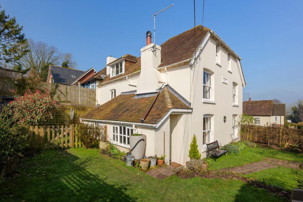 Main image of property: The Row, Elham, CT4