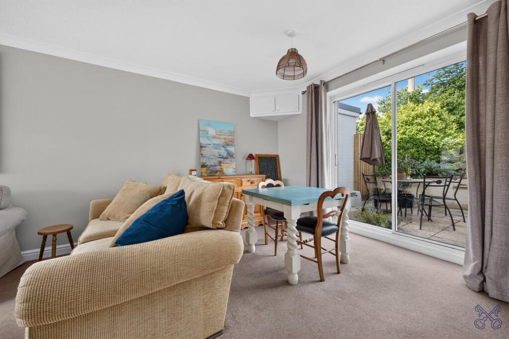 House in Worcester - View 4