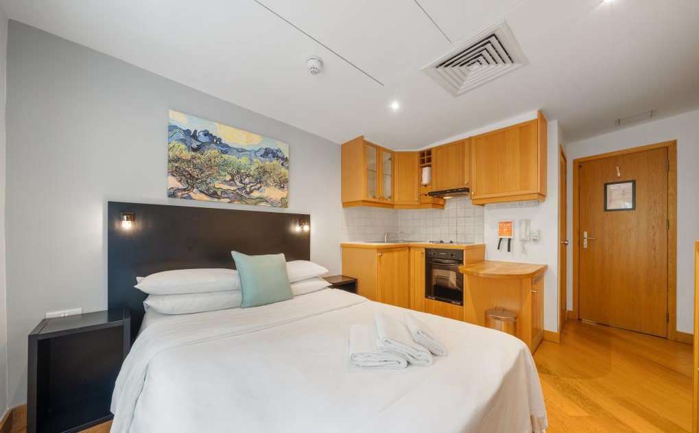 Studio flat for rent
