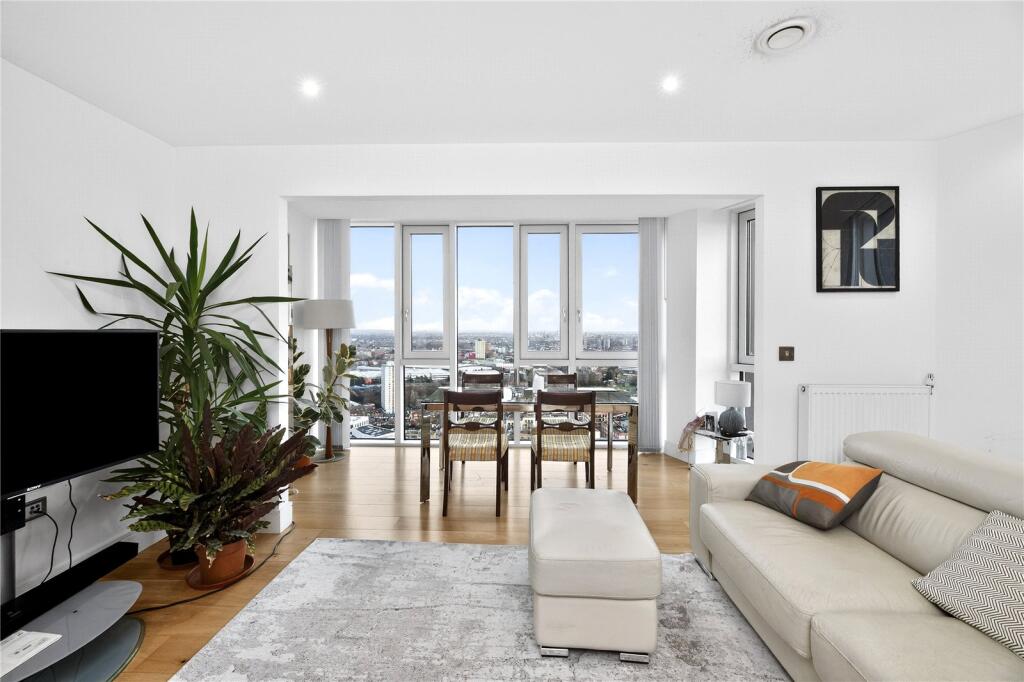 Main image of property: High Street, London, E15