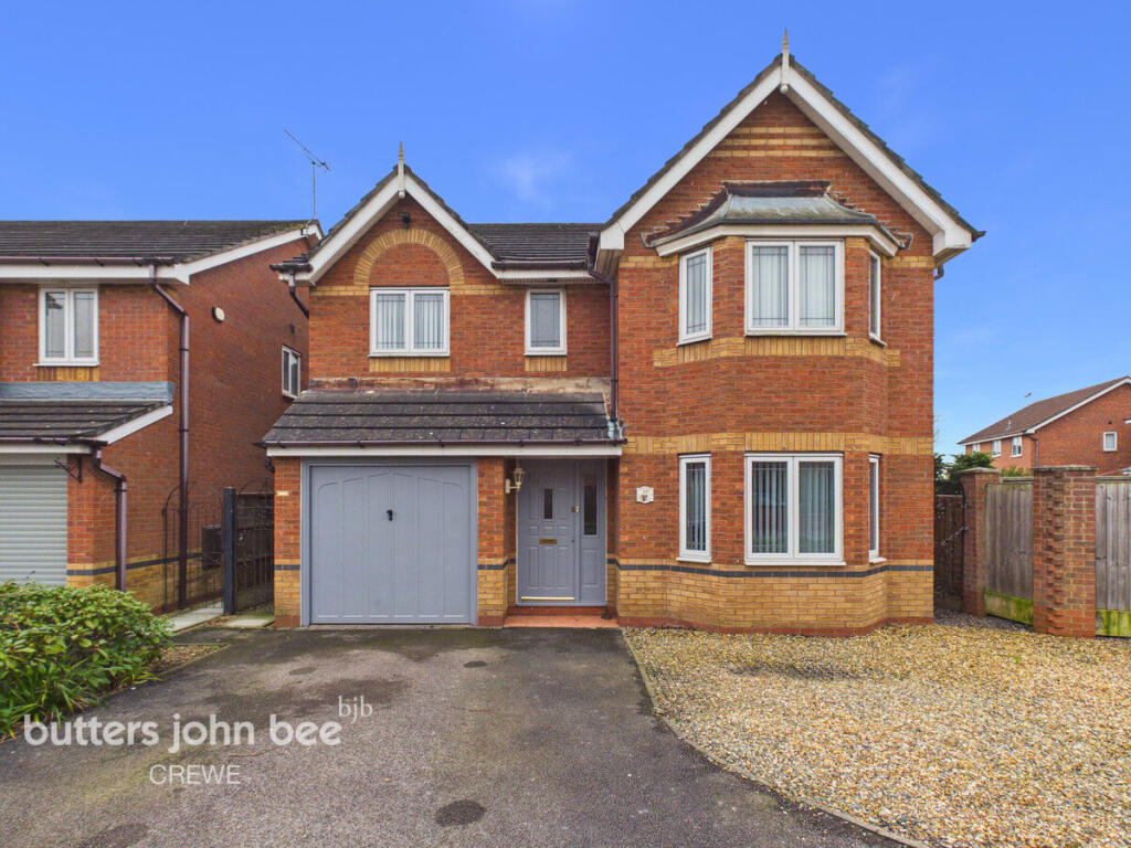 4-bed detached on James Atkinson Way, Crewe, £350,000