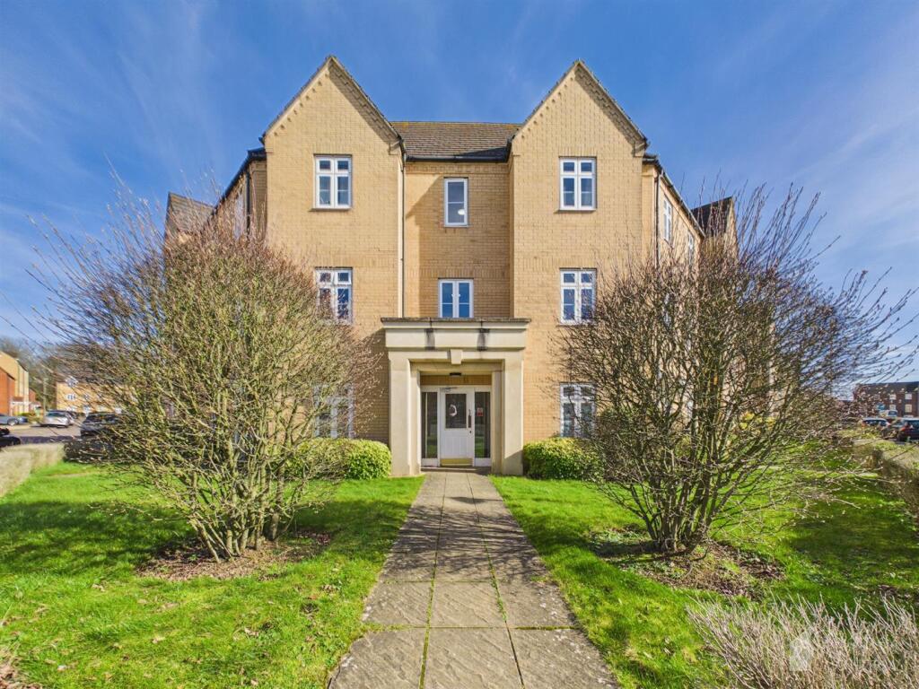 Main image of property: Haybluff Drive, Great Ashby, Stevenage