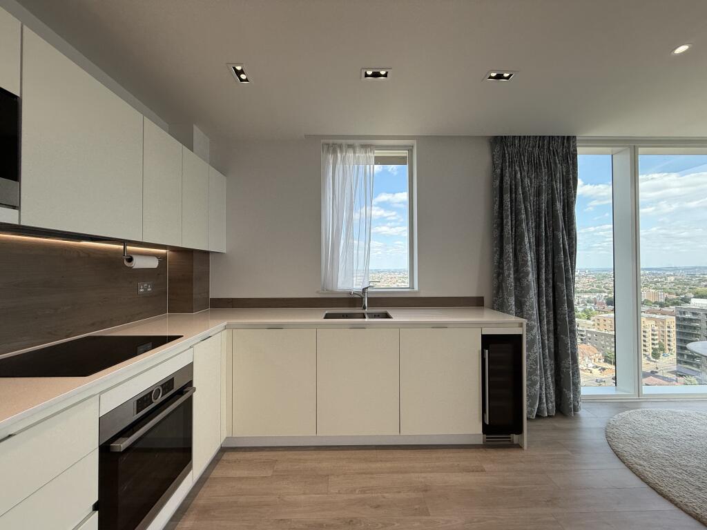 Apartment in London - More
