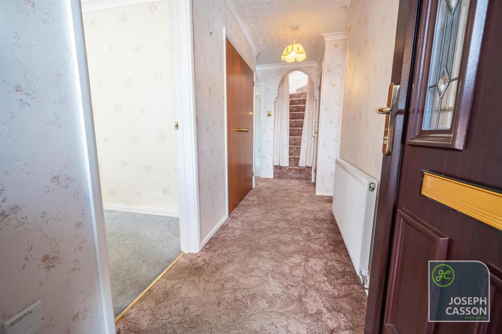 Holford Road, Bridgwater, TA6 photo 2