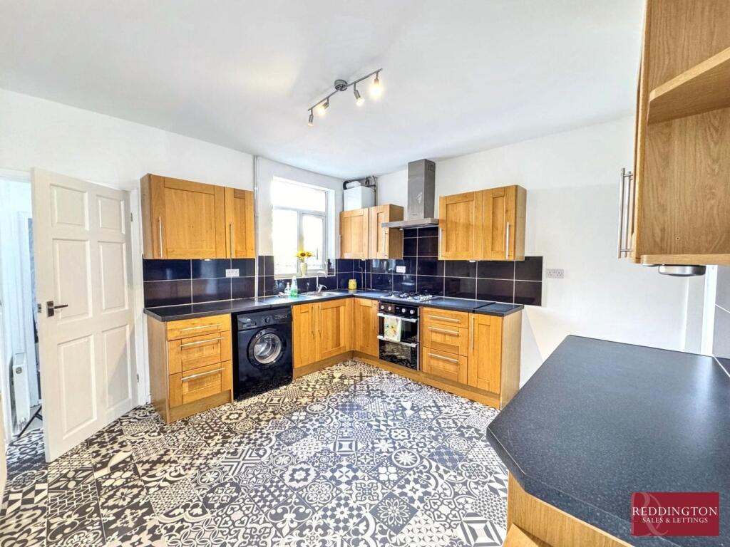 House in North West Leicestershire, Hugglescote Grange, Greenhill - View 4