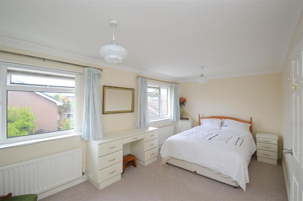 House in East Cowes, Osborne - View 4