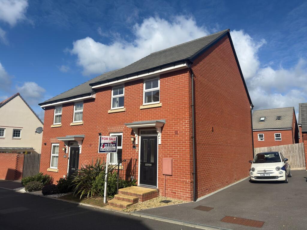 Main image of property: Nightingale Close, Hardwicke, GL2