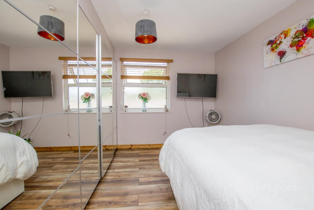 Ingra Walk, Roborough, PL6 7DF - More