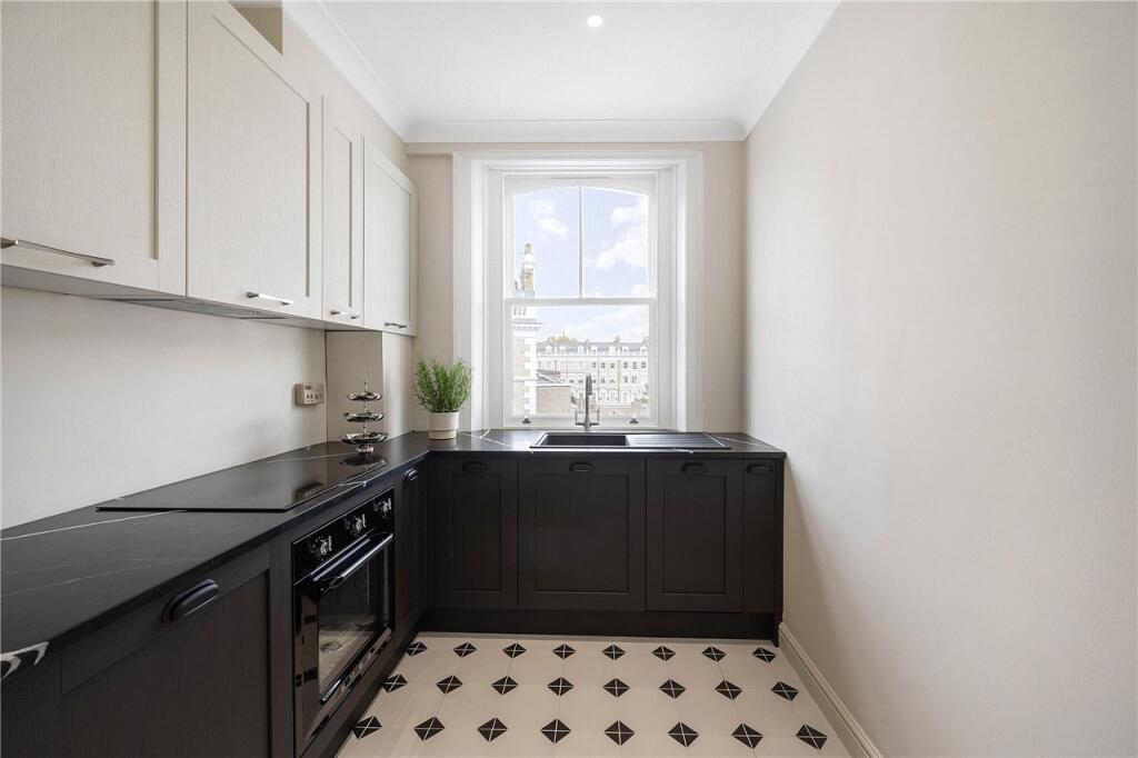 Apartment in London - View 4