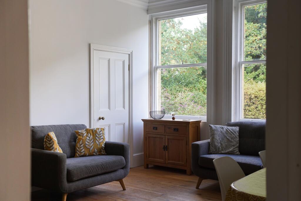 Apartment in Southampton - View 5