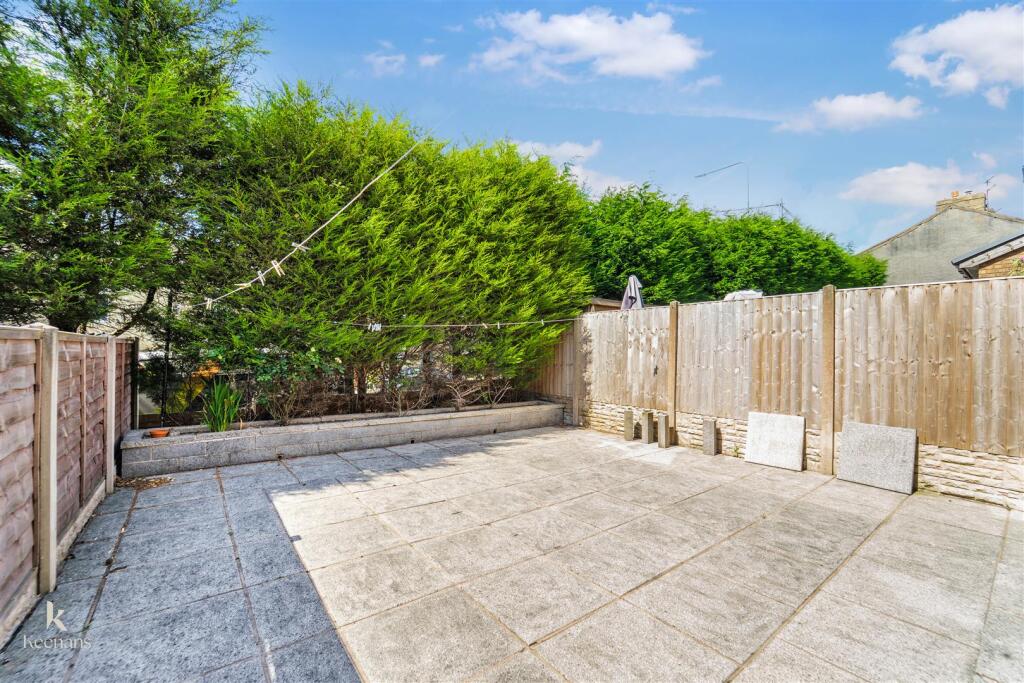 House in Hyndburn, Enfield - View 5
