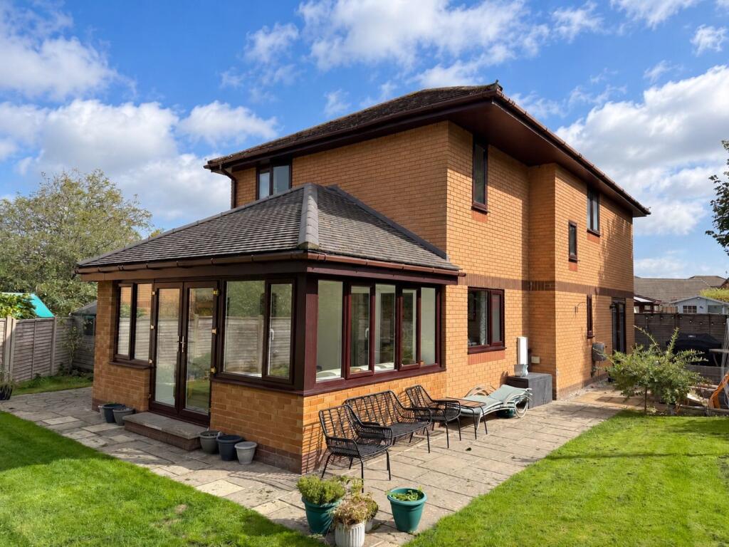 Main image of property: Victoria Park, Wadebridge, PL27 6DZ