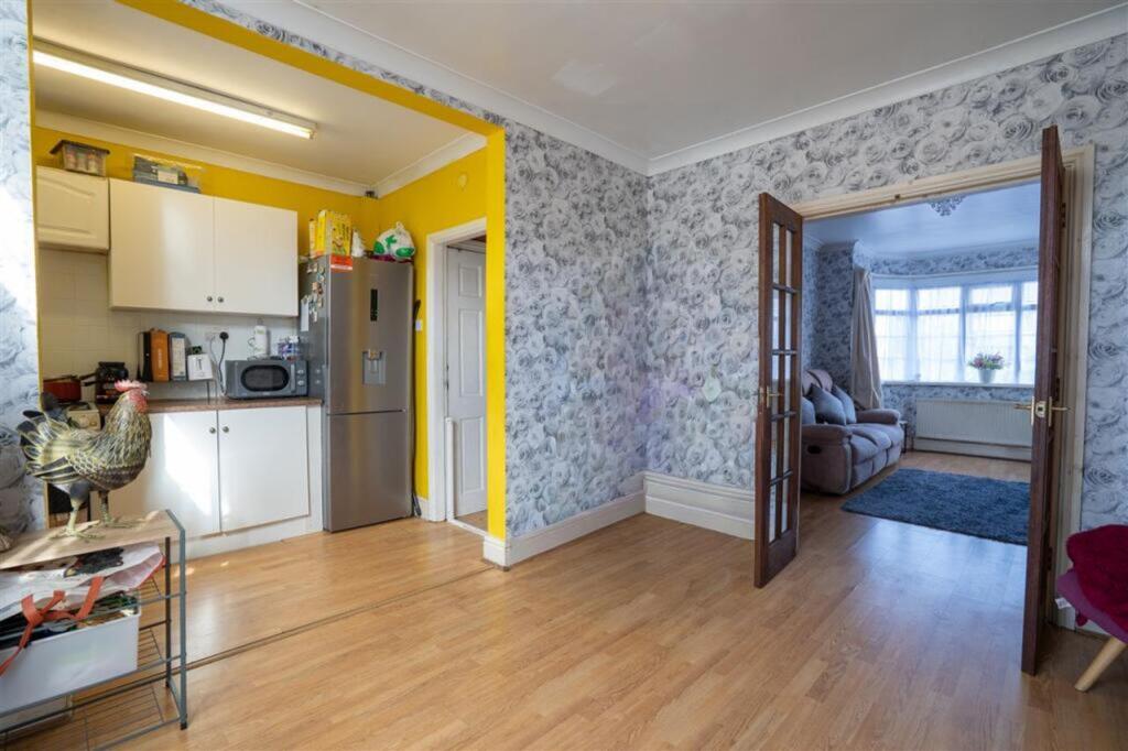 House in Birmingham, West Midlands - View 4