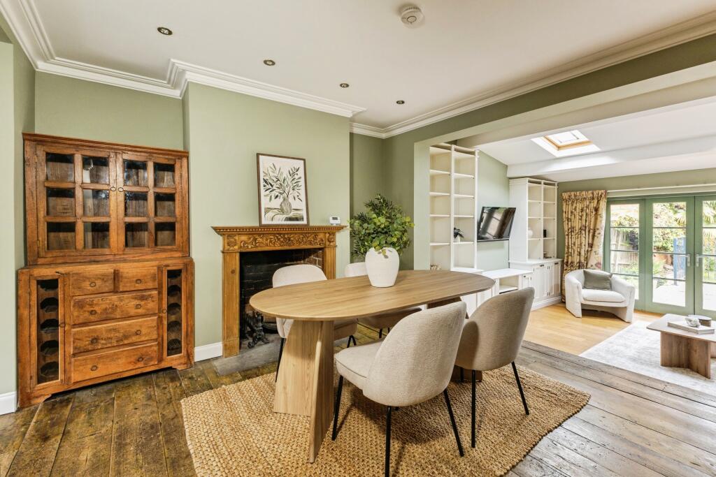 Main image of property: St. Johns Street, Reading, RG1