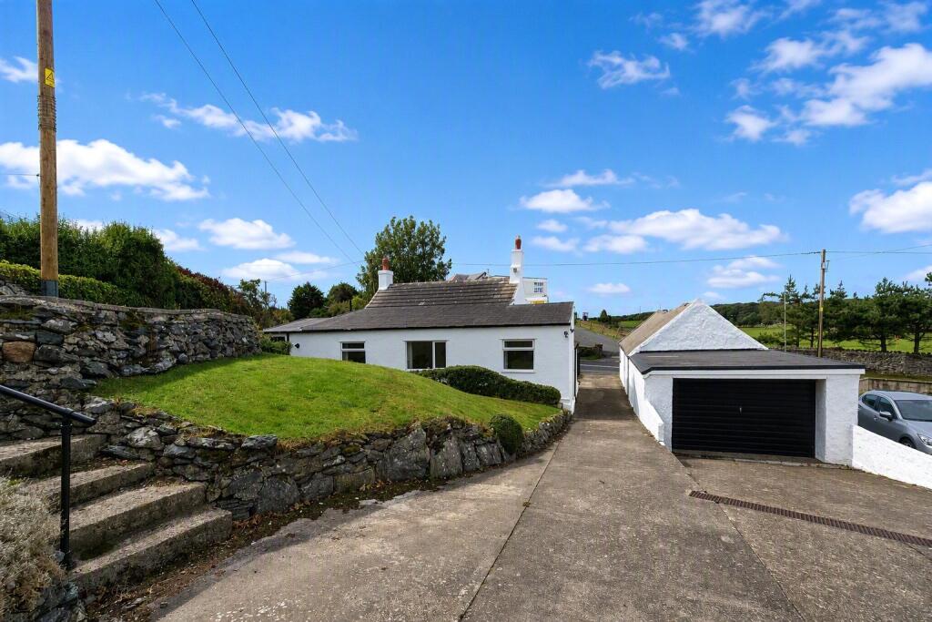 House in Llandudno - View 2