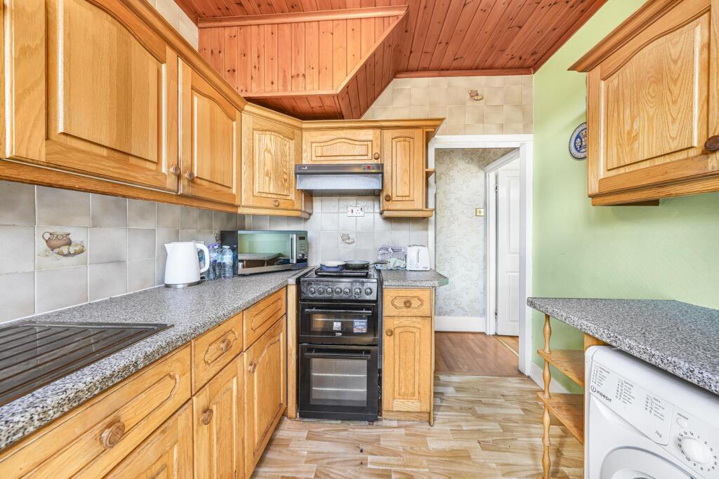 House in London, South Chingford, Chingford - View 5