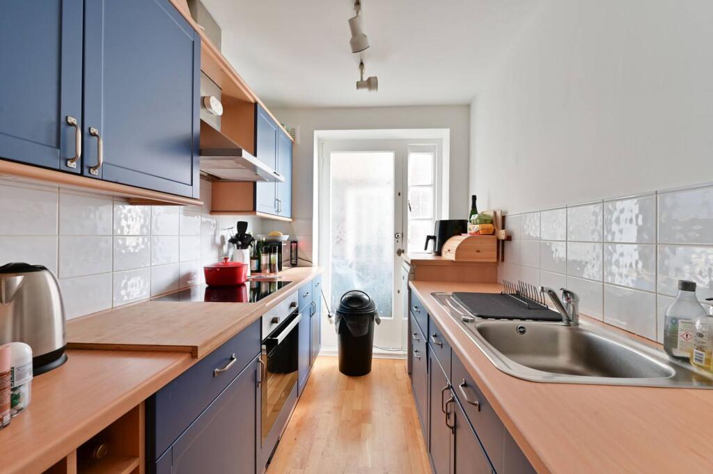 Main image of property: Keswick Road, East Putney, London, SW15
